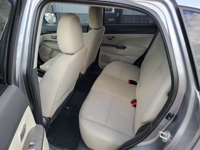 mitsubishi outlander sport 2018 JA4AR3AU1JZ030080 image mitsubishi outlander sport 2018 JA4AR3AU1JZ030080 image